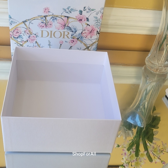 Dior - Picture 8 of 9